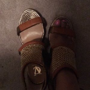 Vince Camuto Wedge sandals